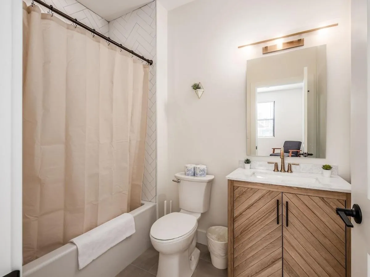 Modern Luxury 4Br 3 5Ba Oasis In Historic Old Town East Pd Villa Columbus United States