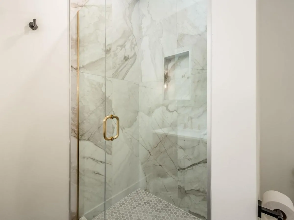 Modern Luxury 4Br 3 5Ba Oasis In Historic Old Town East Pd Villa Columbus Holiday home