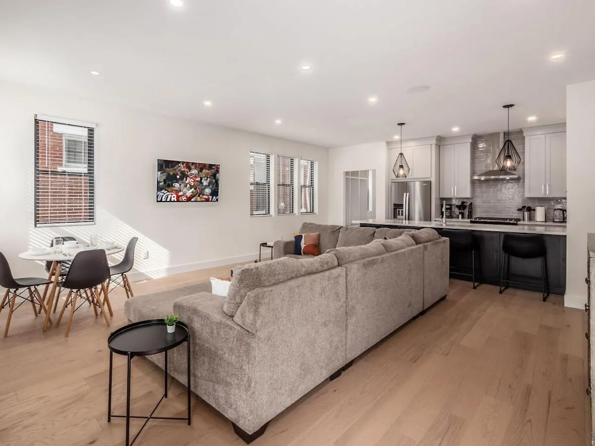 Modern Luxury 4Br 3 5Ba Oasis In Historic Old Town East Pd Villa Columbus